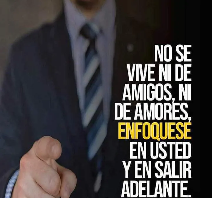 No se vive ni de amigos, ni de amores.