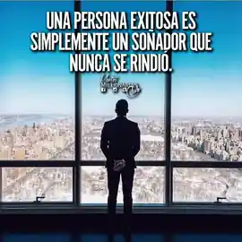 una_persona_exitosa_es_simplemente_un_sonador_que_nunca_se_rindio