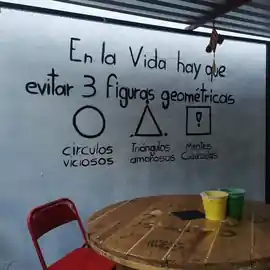 en_la_vida_hay_que_evitar_3_figuras_geometricas_circulos_viciosos_triangulos_amorosos_y_mentes_cuadradas