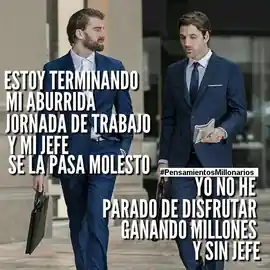 estoy_terminando_mi_aburrida_jornada_de_trabajo_y_mi_jefe_se_la_pasa_molesto