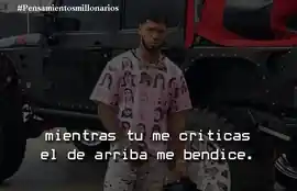 mientras_tu_me_criticas_el_de_arriba_me_bendice