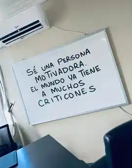 se_una_persona_motivadora_el_mundo_ya_tiene_a_muchos_criticones