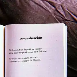 tu_felicidad_no_depende_de_tu_exito_es_tu_exito_el_que_depende_de_tu_felicidad